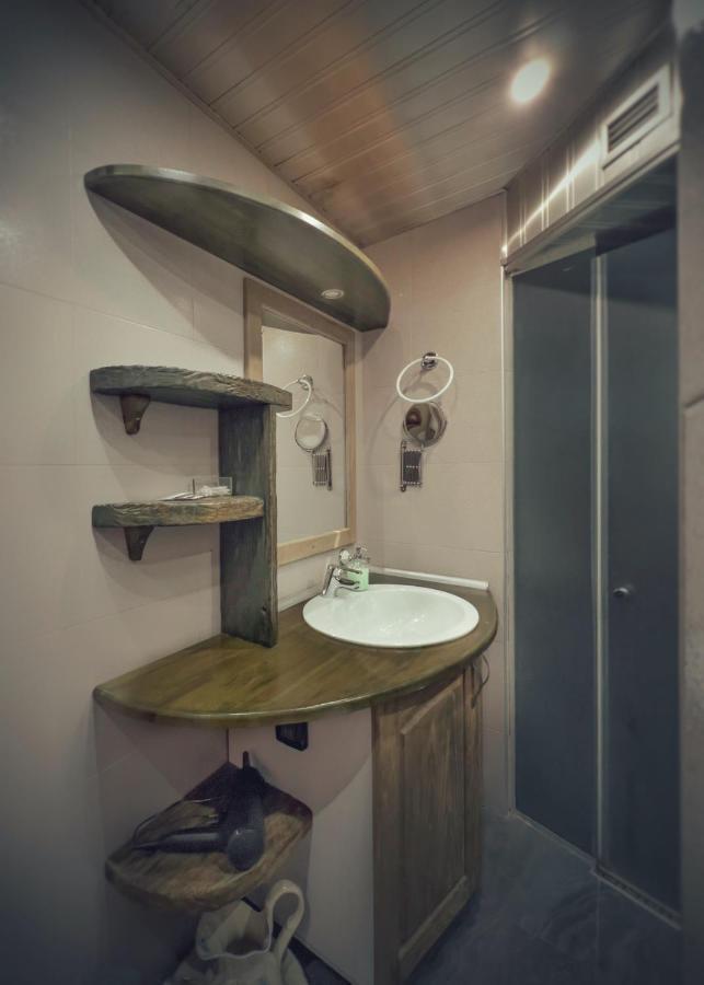 Тhe Bohemian Lodge-Entire House With Sauna Veliko Tŭrnovo Exterior foto