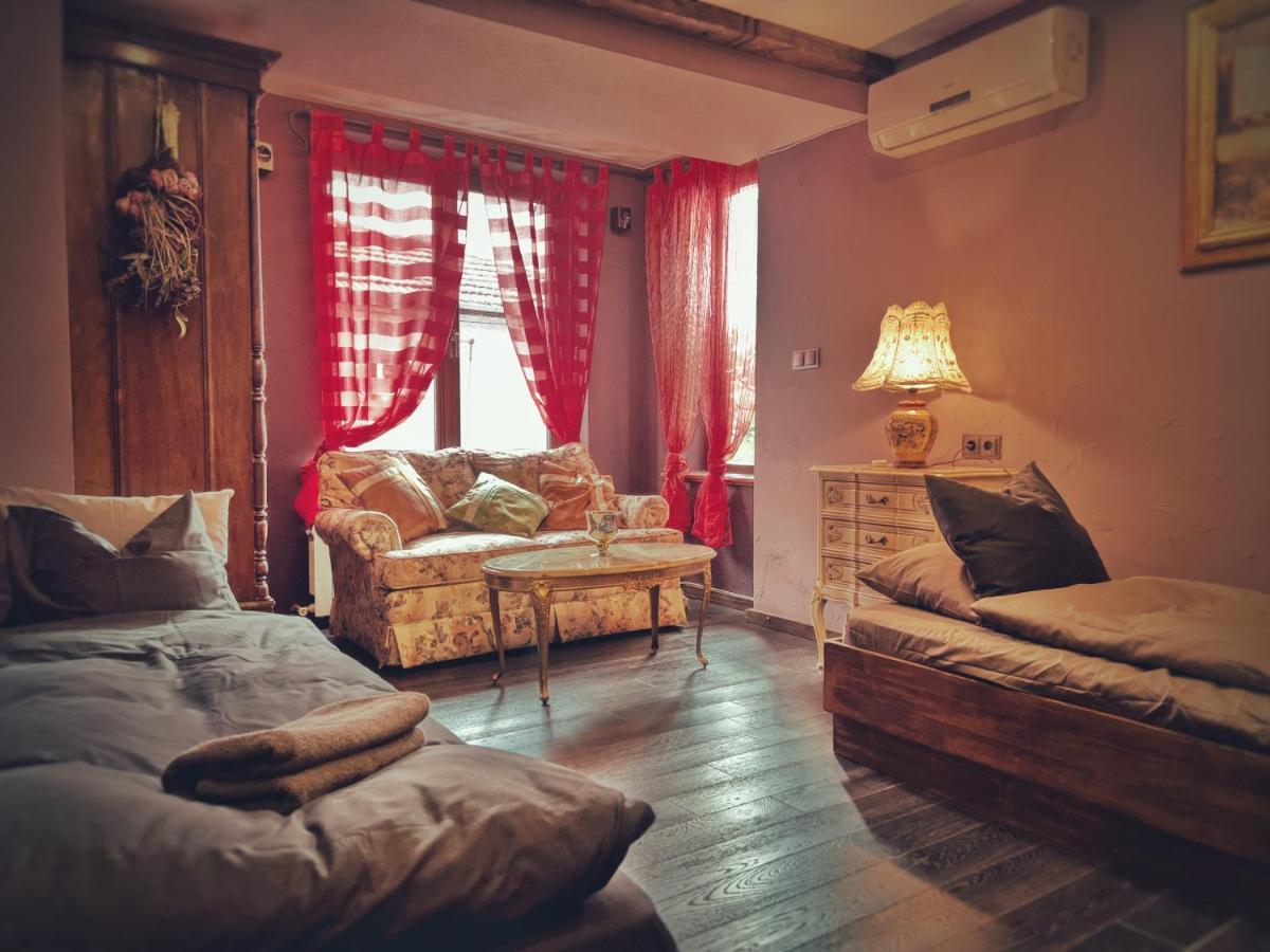 Тhe Bohemian Lodge-Entire House With Sauna Veliko Tŭrnovo Exterior foto