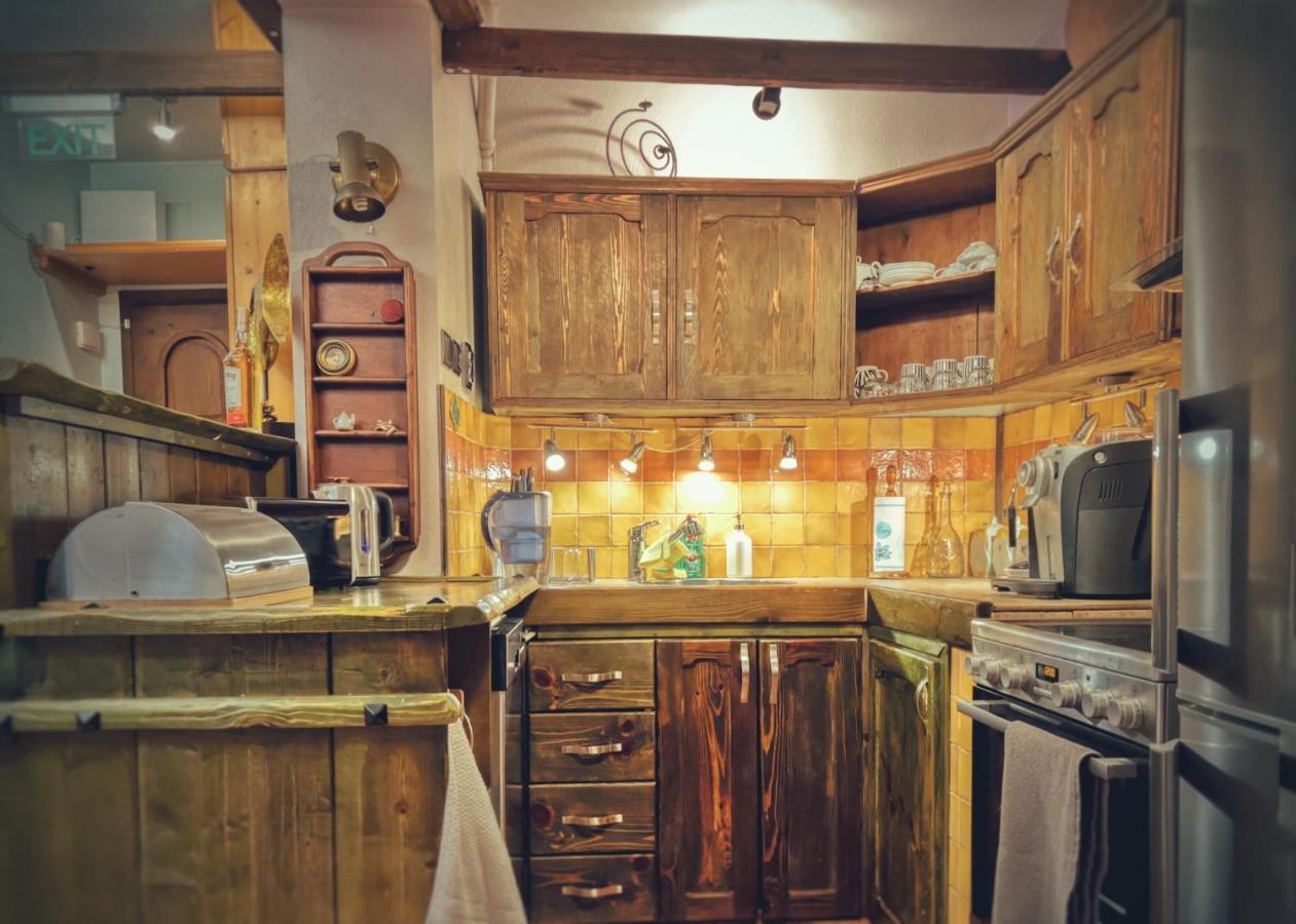 Тhe Bohemian Lodge-Entire House With Sauna Veliko Tŭrnovo Exterior foto