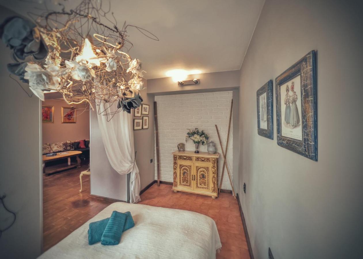 Тhe Bohemian Lodge-Entire House With Sauna Veliko Tŭrnovo Exterior foto